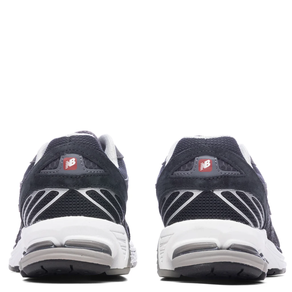 Comme des Garcons Homme x New Balance 860 - Black/Grey - Image 4