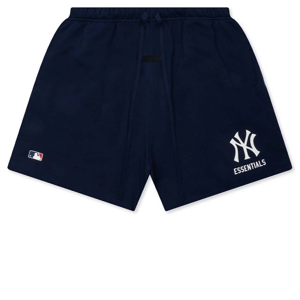 Fear of God Essentials x MLB Yankees Classic Sweatshort - Midnight Navy