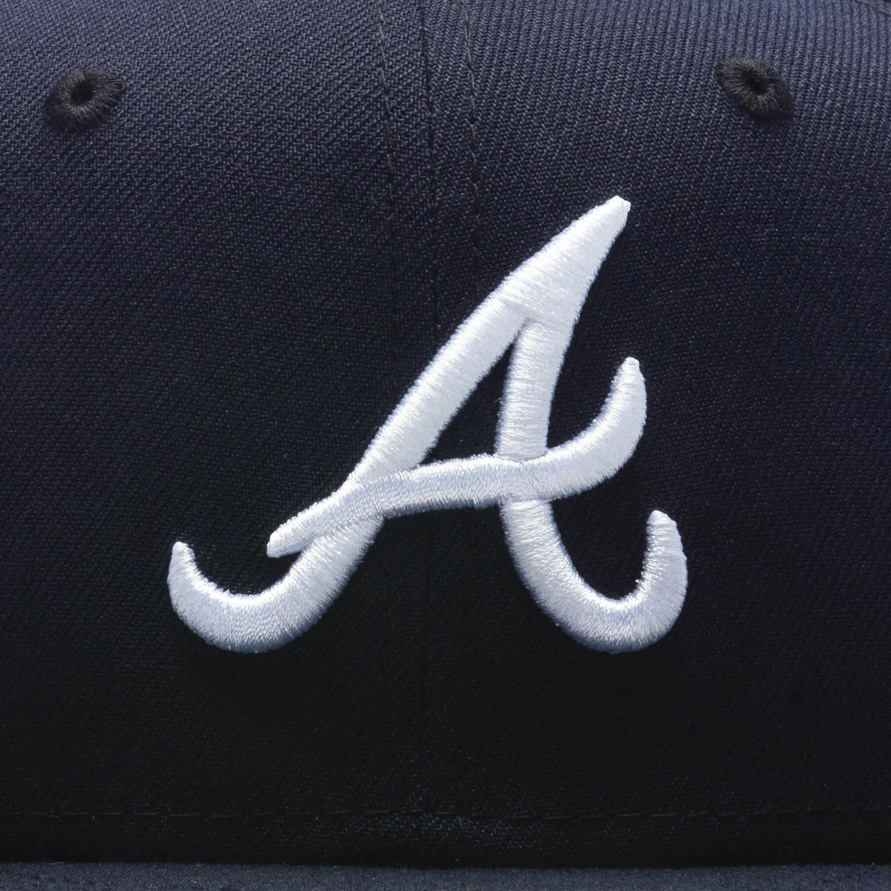 Feature x New Era Flaming Dice 59FIFTY Fitted - Atlanta Braves - Image 2