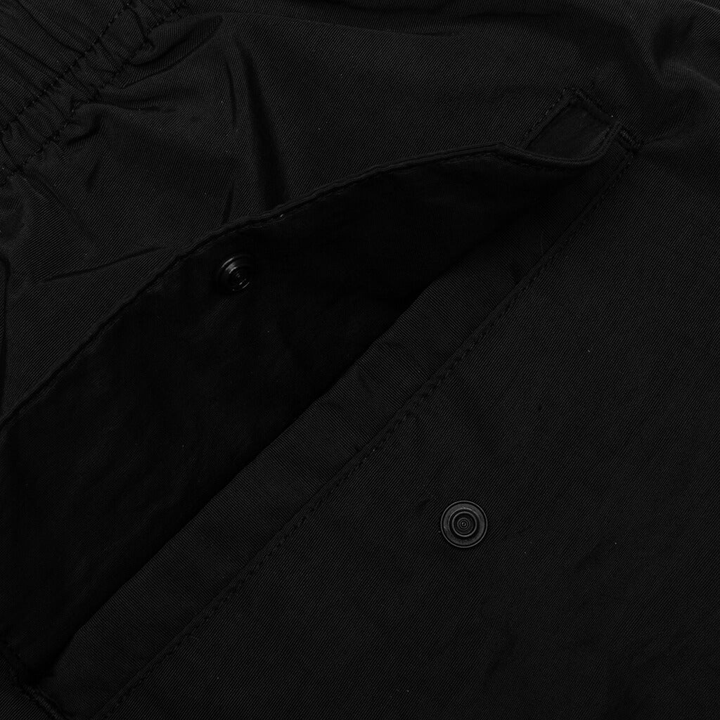 Ruuner Shorts - Black - Image 3