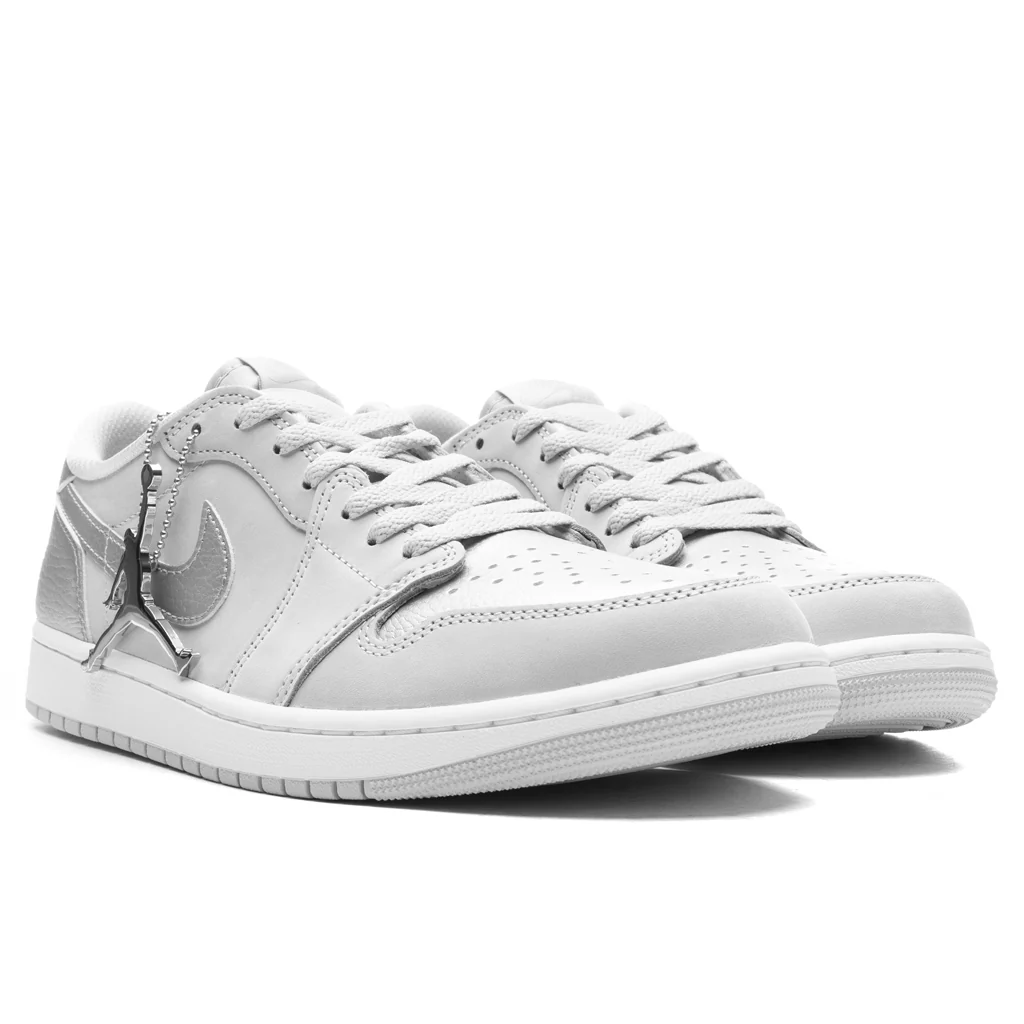 Air Jordan 1 Low OG 'Metallic Silver' - Neutral Grey/Metallic Silver/White - Image 2