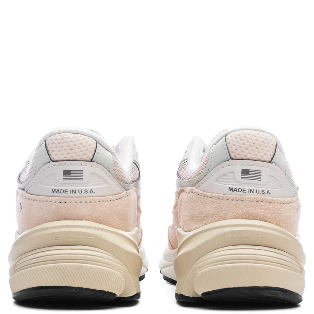 Made in USA 990v6 - Vintage Rose/Sea Salt - Image 4