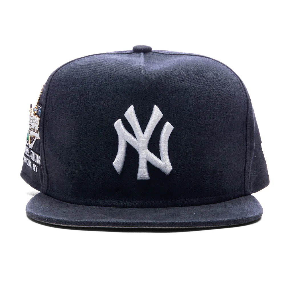 59FIFTY A-Frame Championship Side Flag - New York Yankees