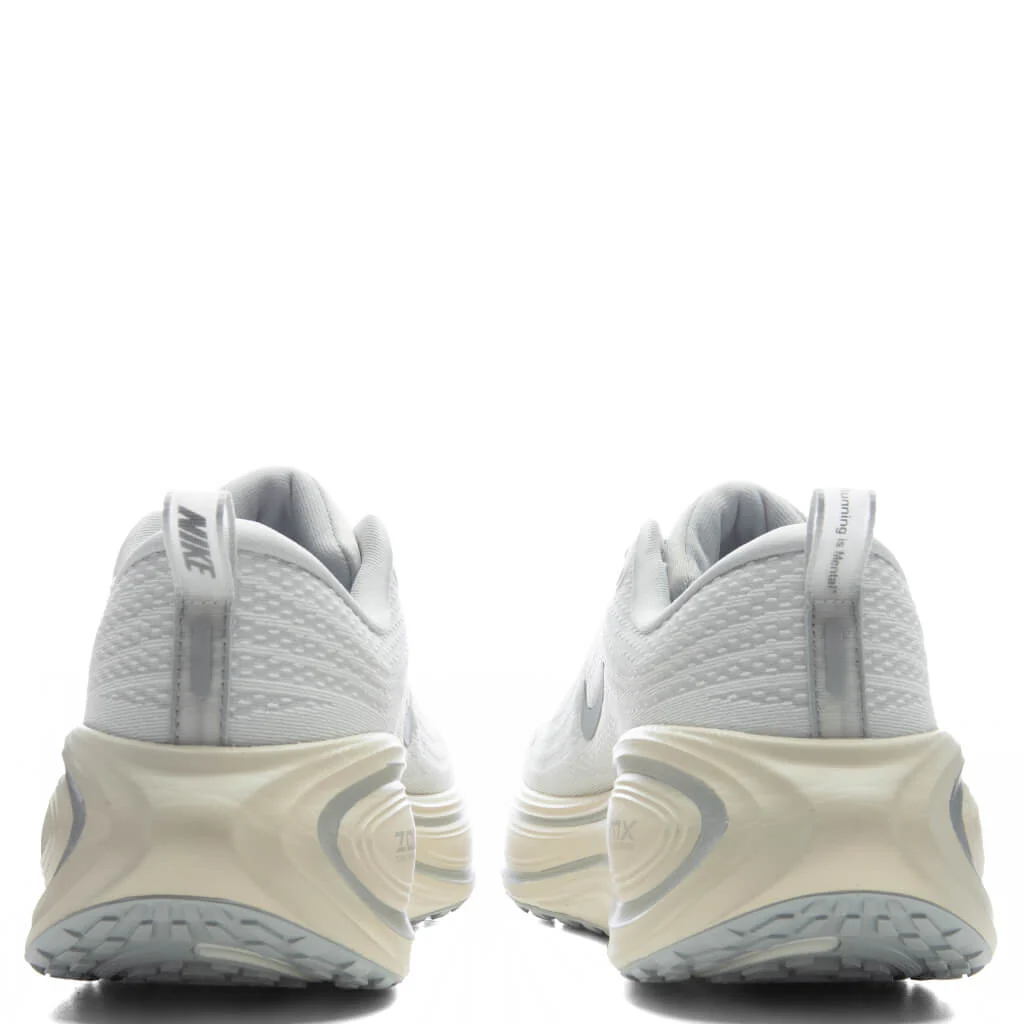 Vomero Plus - Platinum Tint/Reflect Silver/Grey Fog - Image 4