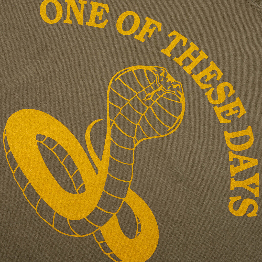 Cobra T-Shirt - Army Green - Image 3