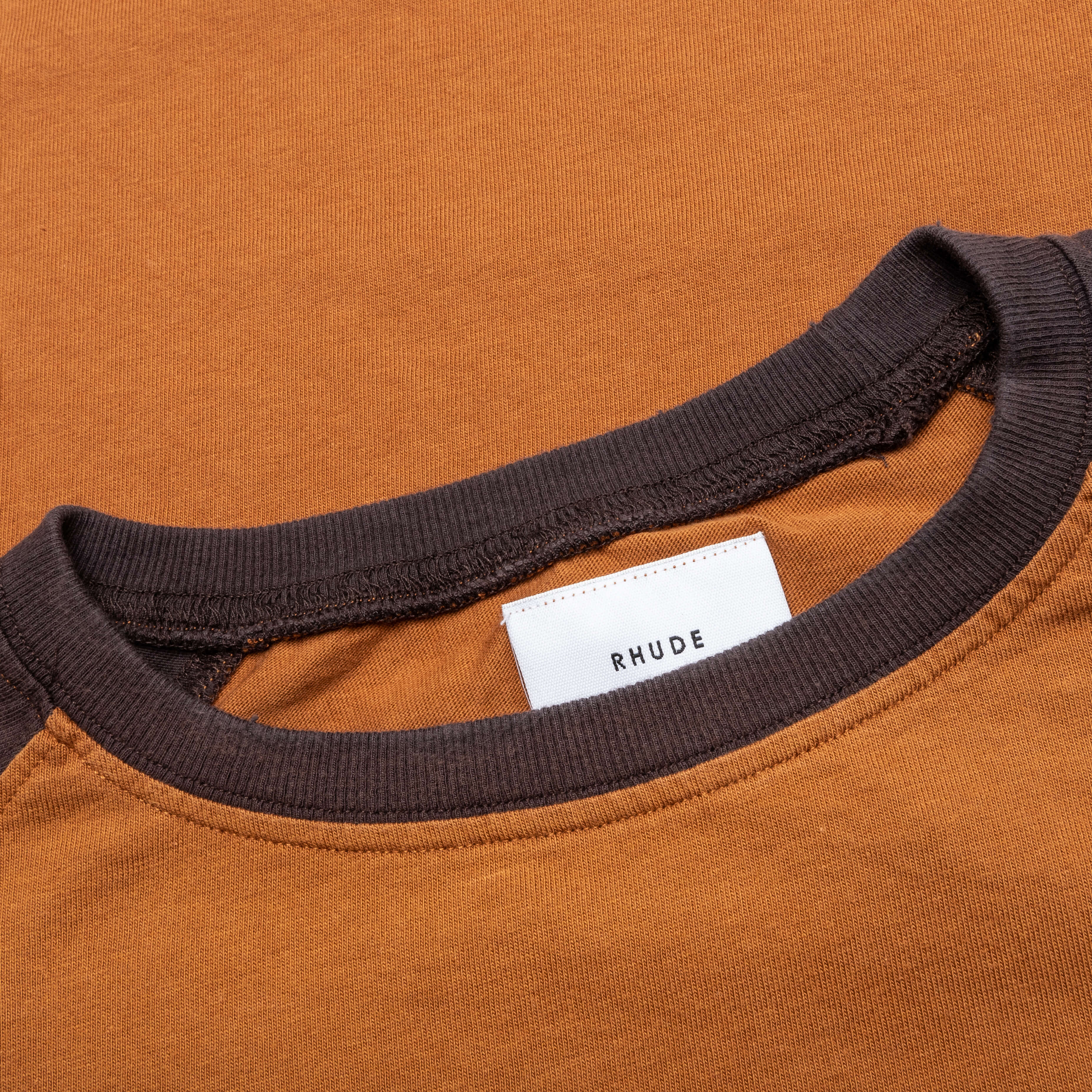 Black Hills L/S Raglan Sweatshirt - Camel/Black - Image 3