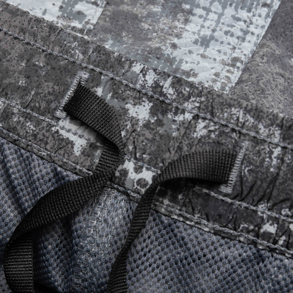 Dissolving Grid Camo Comfort Fit Bermuda Shorts - Grey - Image 5