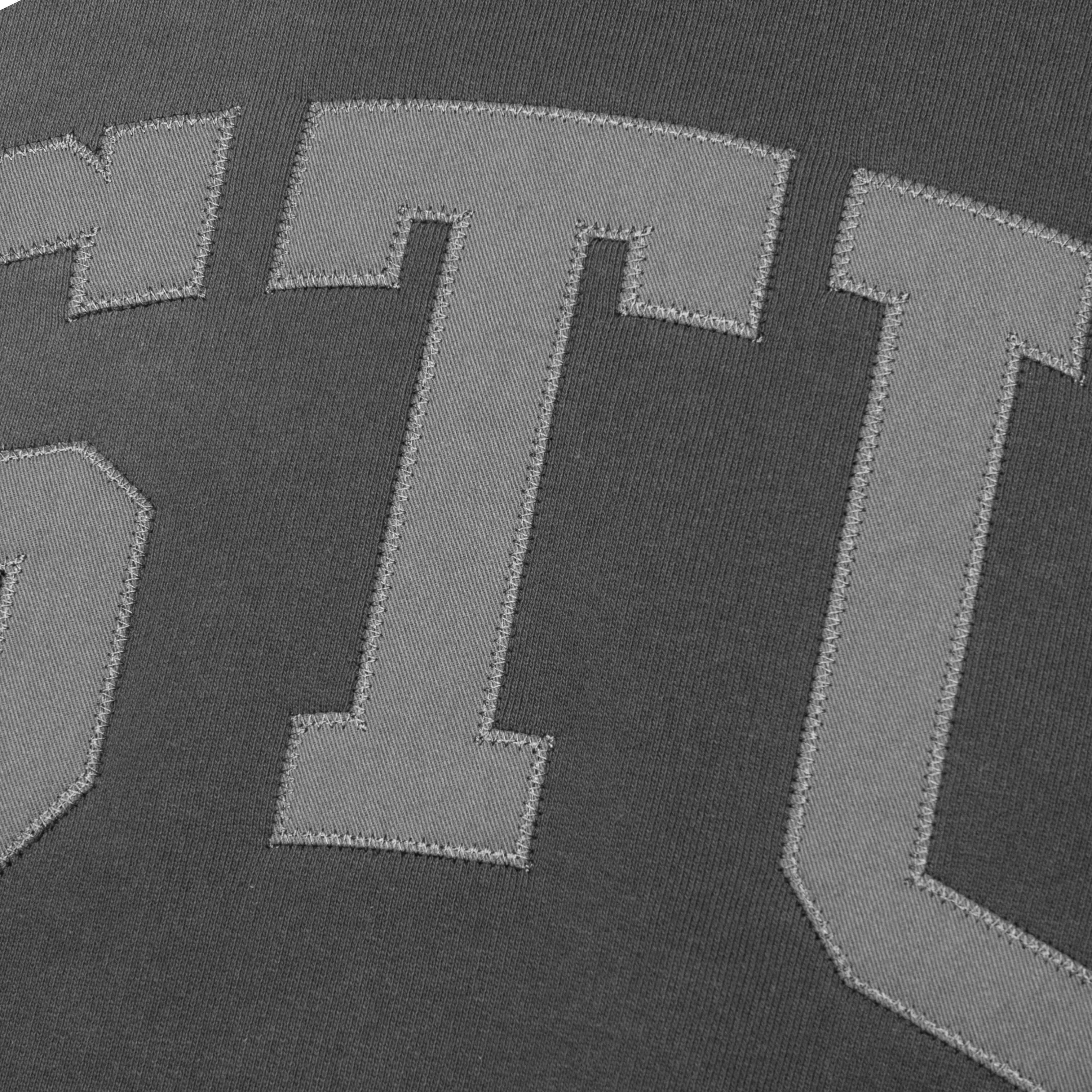 Stu Applique Crew - Black - Image 4