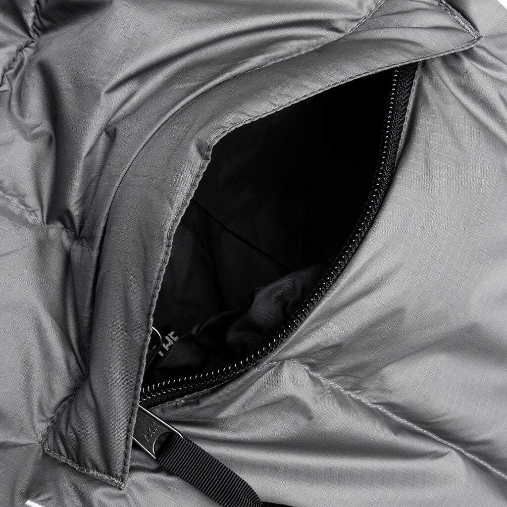 1996 Retro Nuptse Vest - Smoked Pearl - Image 4